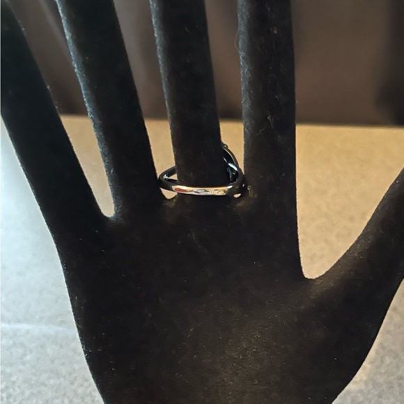 Silver Toned Mood Ring Size 10 - Picture 3 of 9